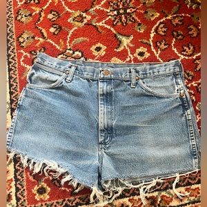 Custom Men’s 36 Wrangler Jean Shorts